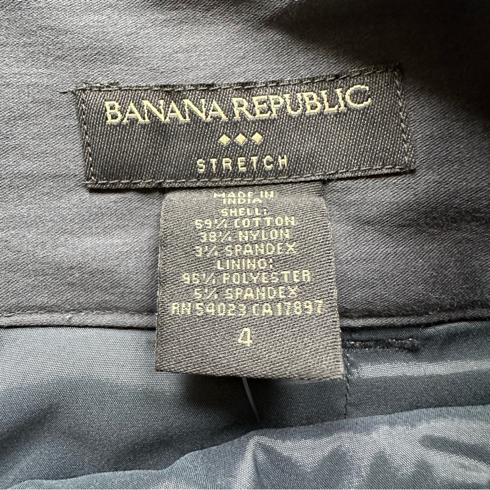 NWT Banana Republic Pencil Skirt - Lined - Picture 5 of 9